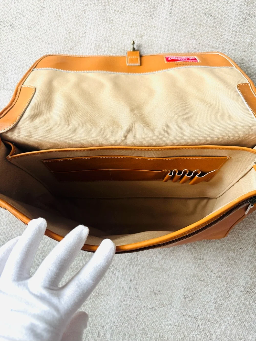 Rare Rawlings leather coaches messenger bag by Gian Paolo Lombardo